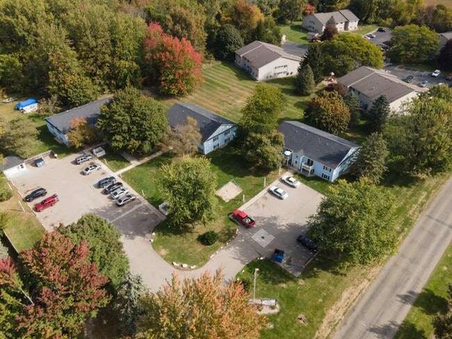 Photo - Price Apartments