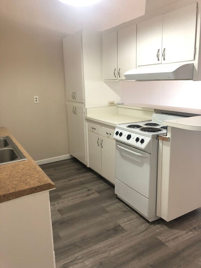 Photo - 1413/1415 Topaz Way Unit 1415