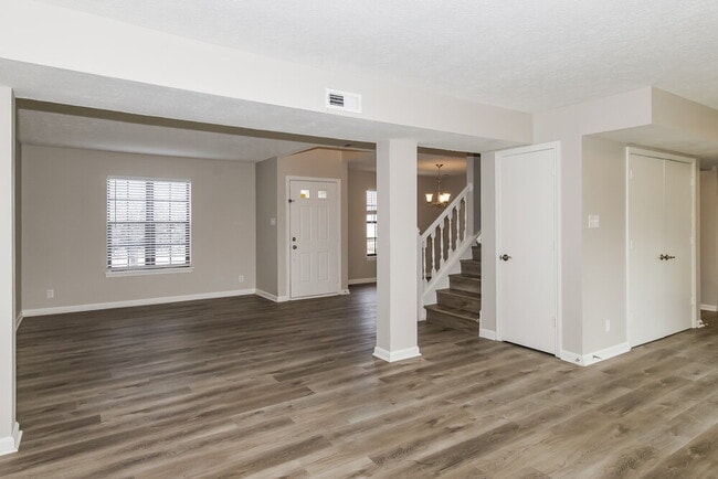 Photo - 6722 Foxfire Dr