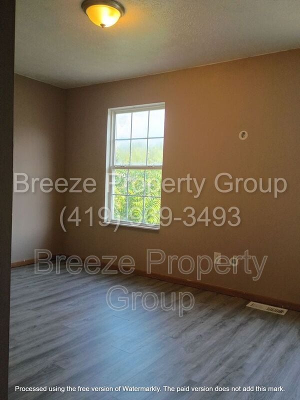 Photo - 2816 Benford Ln