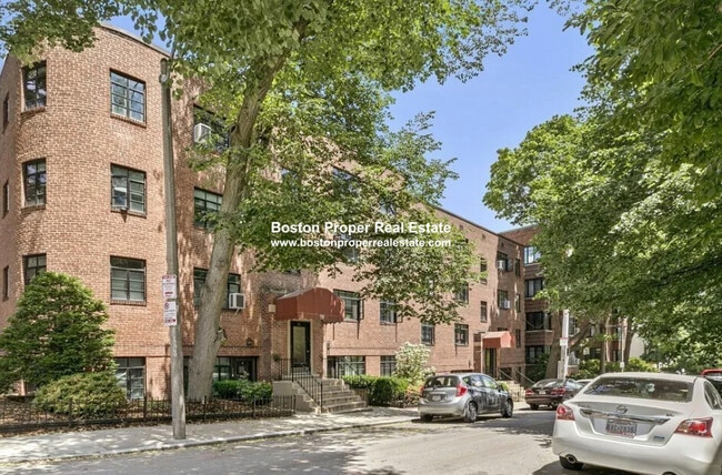 Photo - 69 Strathmore Rd Unit 2