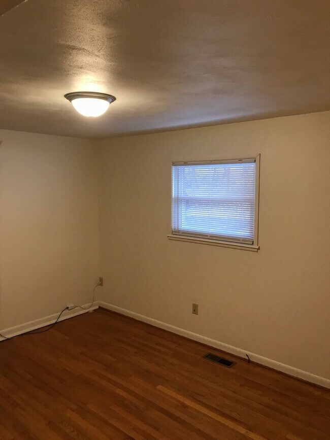 Photo - 1313 Seminole Dr Unit A