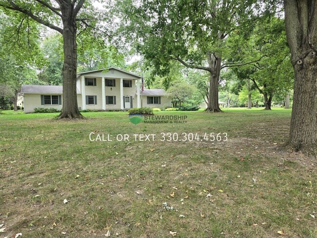 Building Photo - 11877 William Penn Ave NE