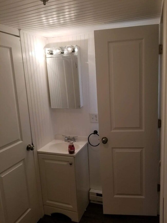 Photo - 7 Mary Ann Ave Unit Back2