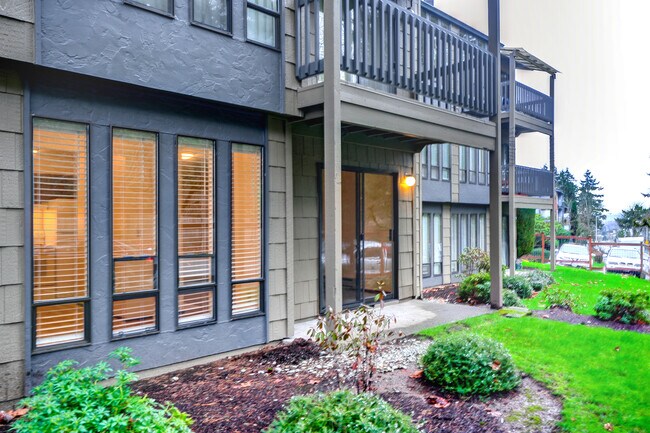 Parkview Apartments - Parkview Apartments