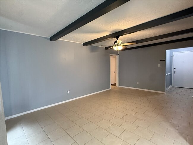 Photo - 10519 Kirkglen Dr