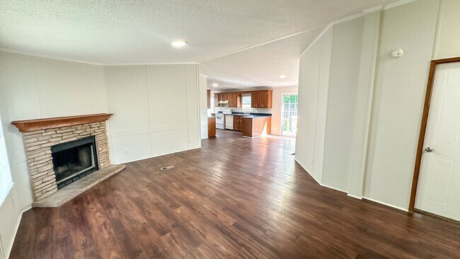 Photo - 16487 Brittany Way