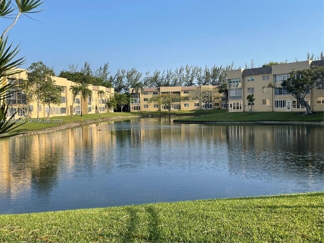 Photo - 5961 NW 61st Ave Unit 208