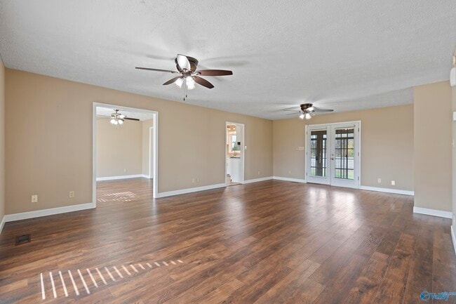 Photo - 15153 New Cut Rd