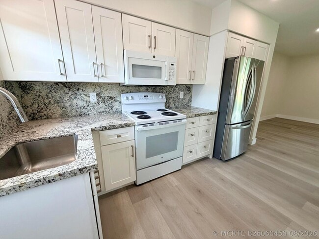 Photo - 2020 NE 56th Ct Unit 2