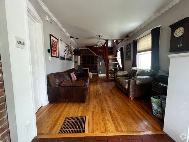 Building Photo - 715 E 4th Ave Rental