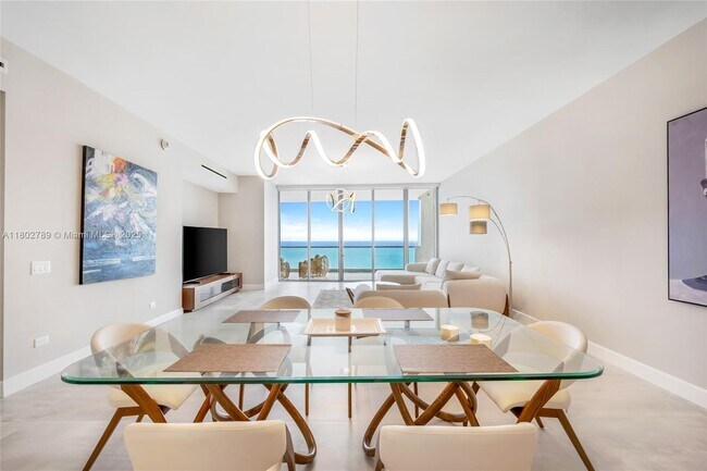 Photo - 18501 Collins Ave