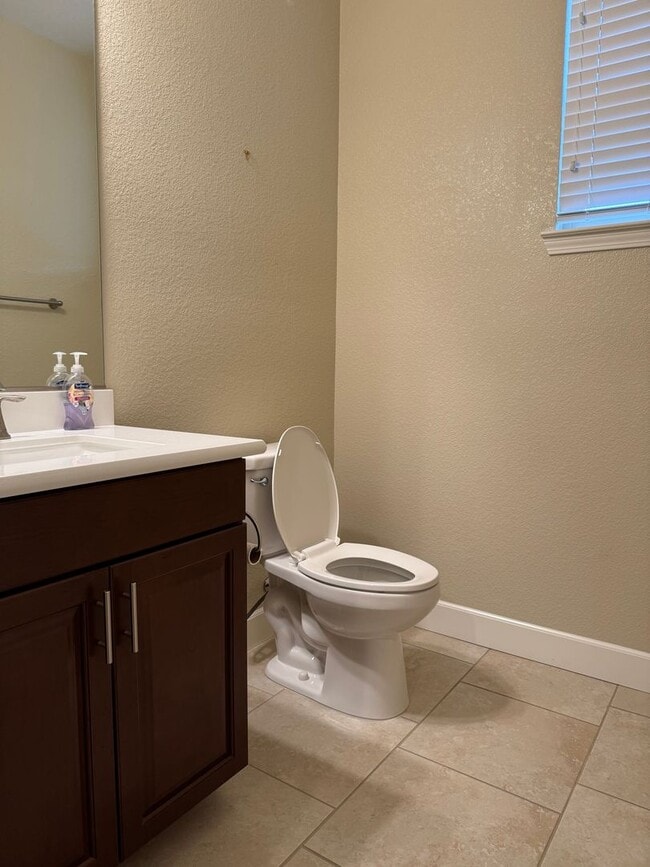 Photo - Immaculate Roseville property with solar!