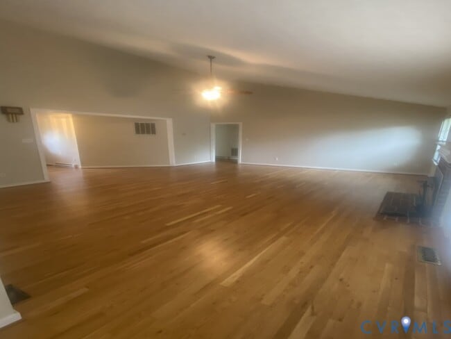 Photo - 8161 Dunfee Ln
