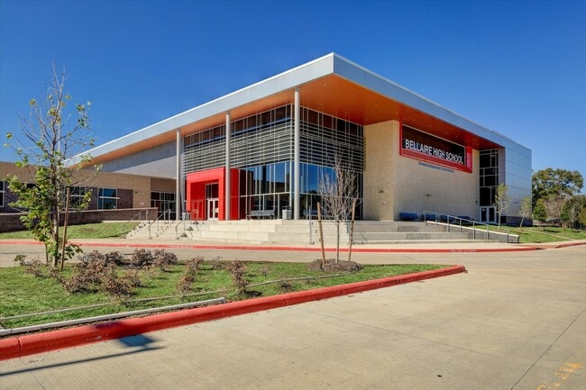 Photo - 5304 Braeburn Dr