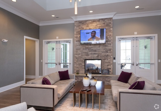 Foxwood Apartments