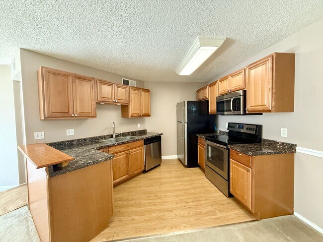 Photo - Belleair Village Condo 1/1 Open floor plan