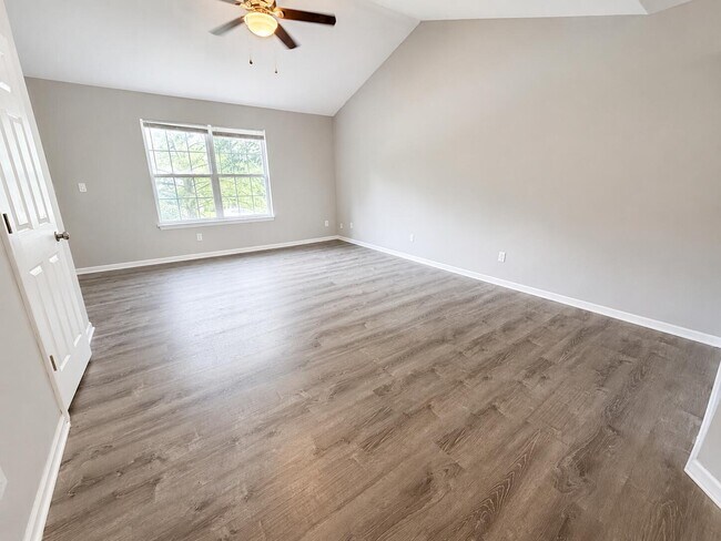 1318 Valley Creek Ln