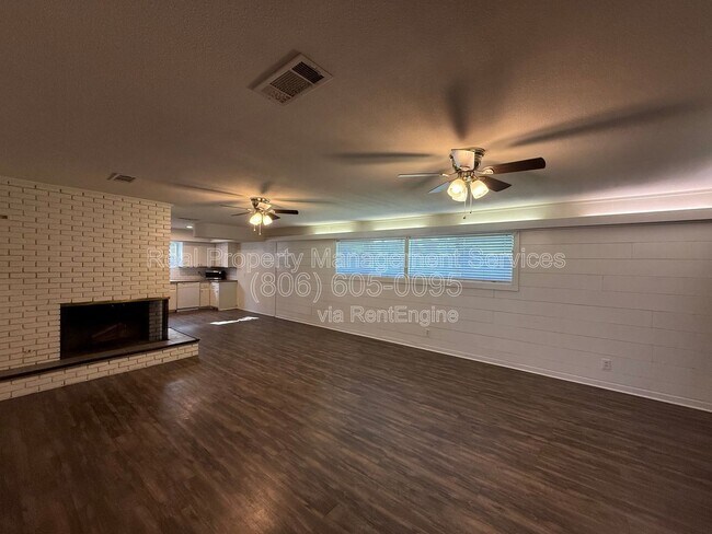 Photo - 3804 47th St