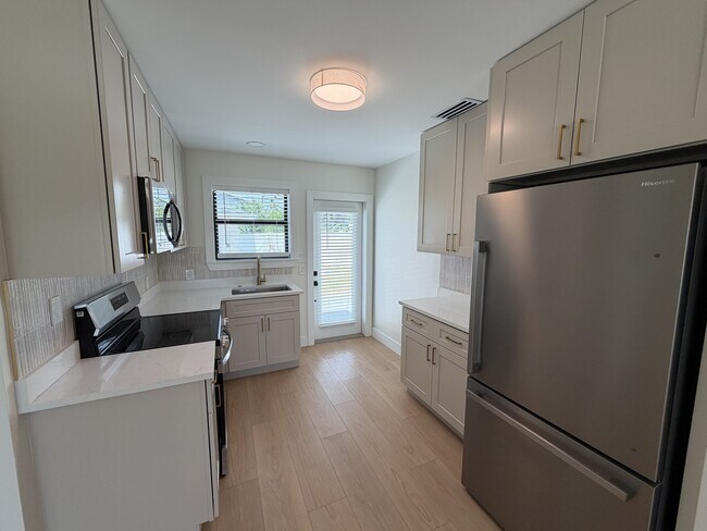 2 Bed/1 Bath - Unit 2