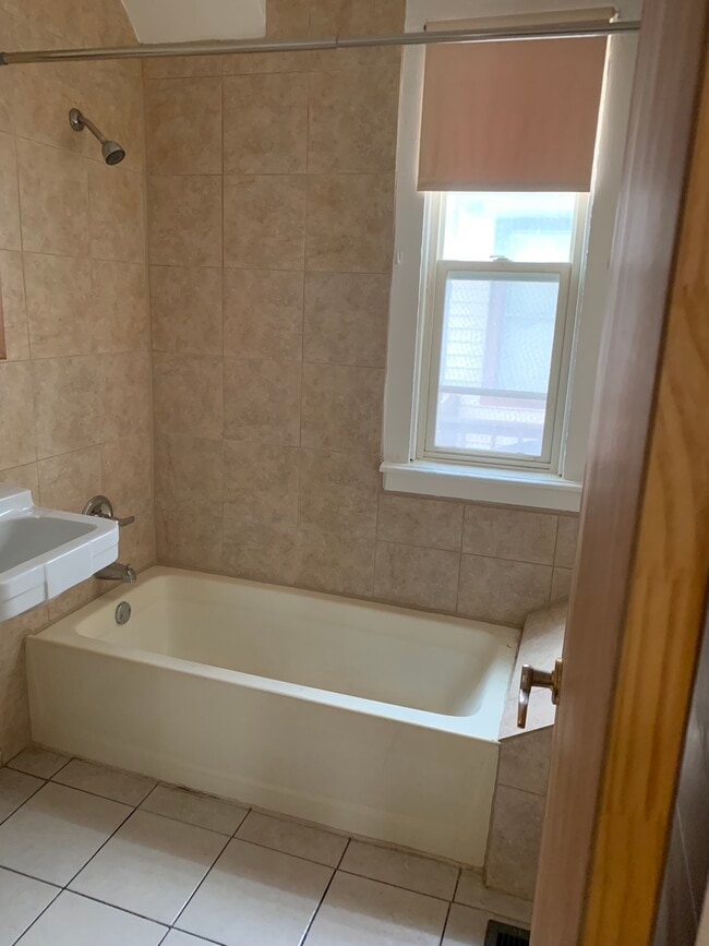 Photo - 81 Cameron St Unidad 81 Back