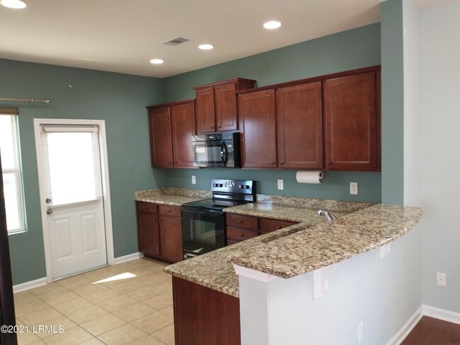 Photo - 38 Pennyroyal Way