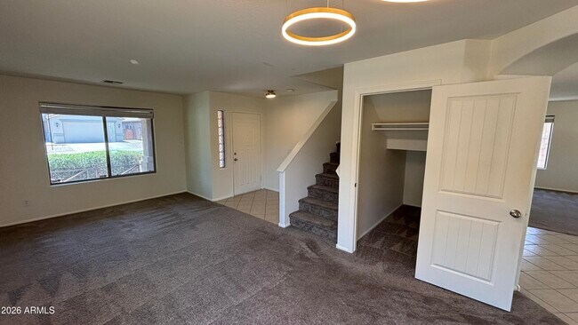 Photo - 624 W Mesquite Tree Ln