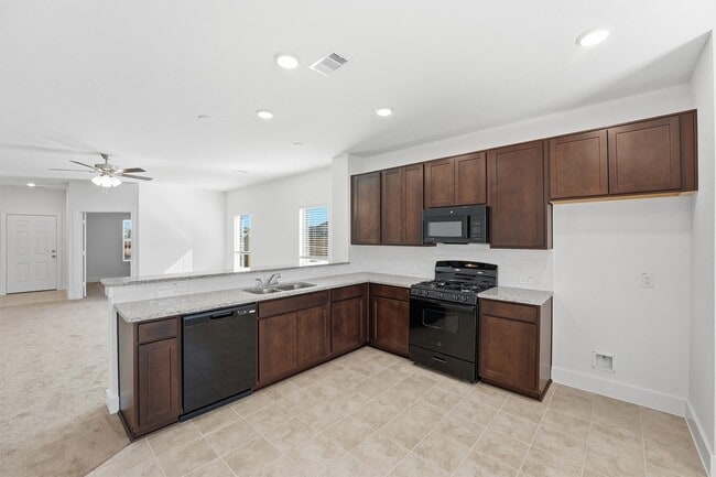 Photo - 4506 Blue Mountain Laurel St