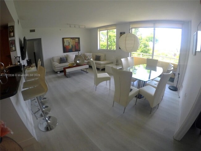 Photo - 2775 NE 187th St Unit 314