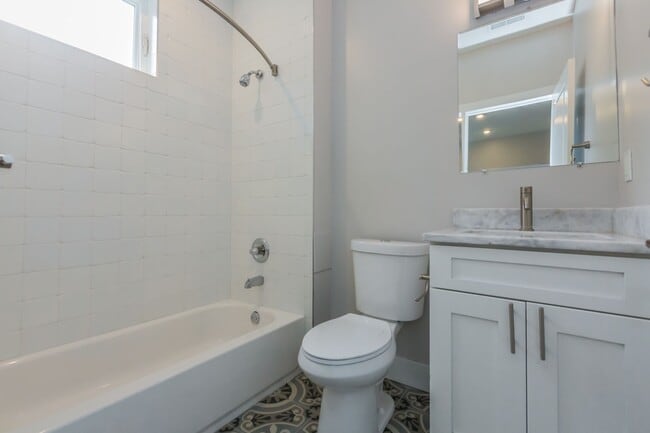 4134 Chester Ave - 4134 Chester Ave