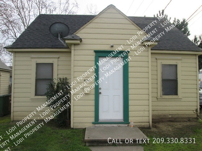 Building Photo - 610 E Victor Rd