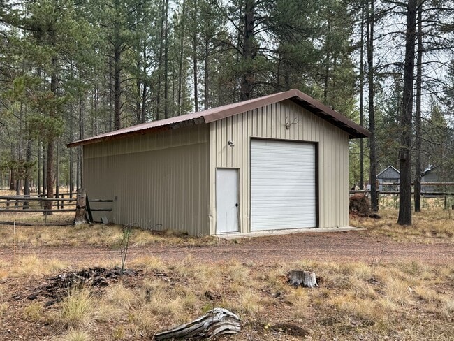 Photo - 55303 Velvet Ct