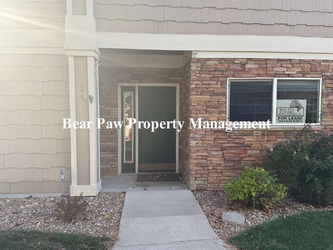 Building Photo - "New Lower Price on this Spacious 2-Bed, 2... Unit 3-104