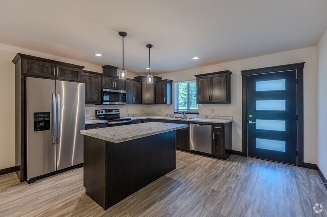 Building Photo - 1157 St Andrews Dr Rental