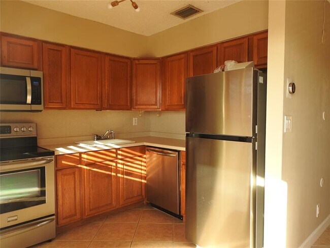 Photo - 1600 NE 3rd Ave Unit 6