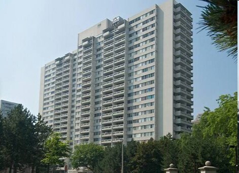 Primary Photo - Mississauga Place