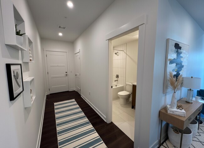 Photo - 5382-200 200 St