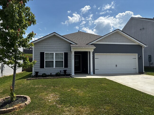 Building Photo - 2732 Minuteman Ln