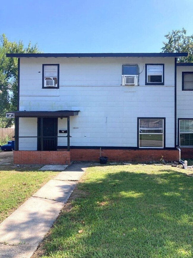 Building Photo - 3103 E Rio Grande St Unit #B