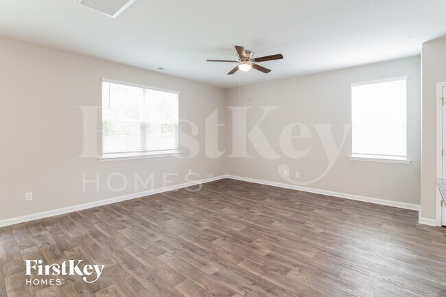 Photo - 132 Whispering Wood Dr