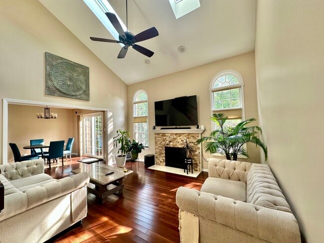 Photo - 8438 Chicory Ct