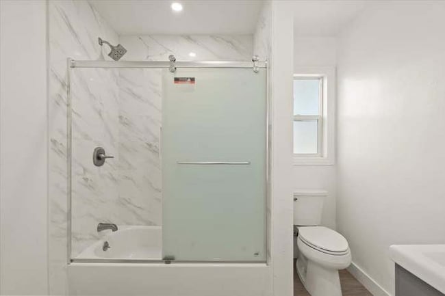 Building Photo - 480 California St Unit 4