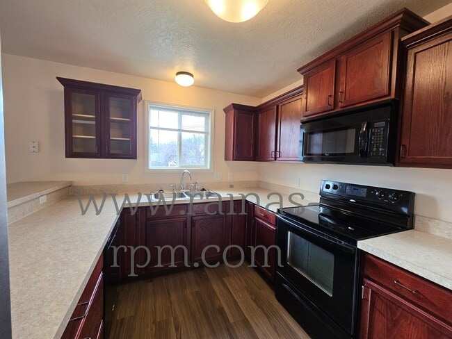 Photo - 3507 N Maple Grove Rd Unit 201