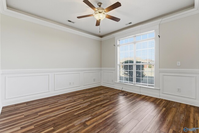 Photo - 7518 Parktrace Ln SE