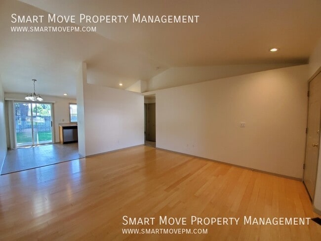 Photo - 7819 W Gillis St