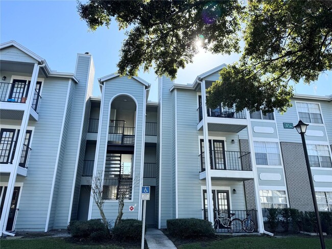 Photo - 2550 N Alafaya Trail Townhome