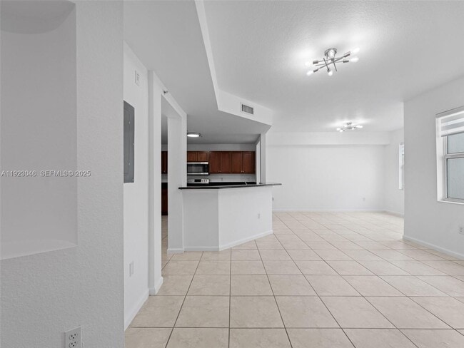 Photo - 11603 NW 89th St Unit 217