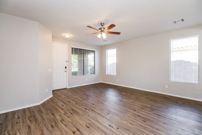 Photo - 1931 S Noble