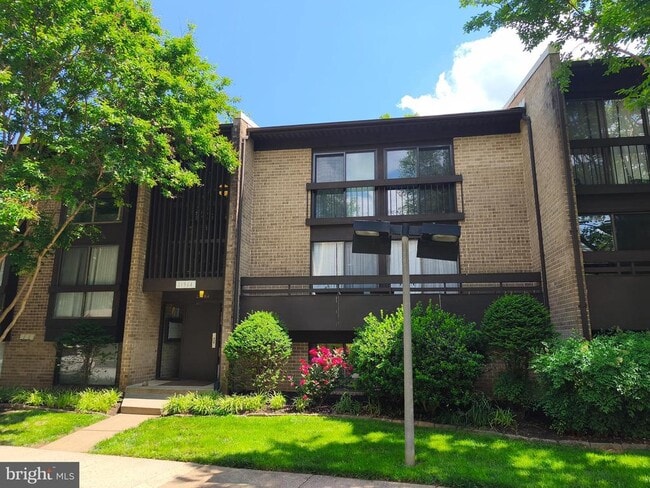 11564 Rolling Green Ct Unit 101