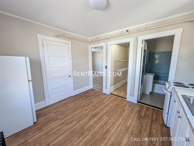 Photo - 101-103 Center St-1 Unit 1